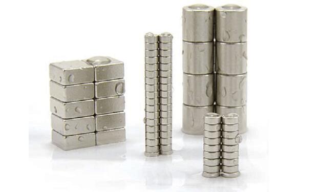 那種鍍層對磁鐵效果好