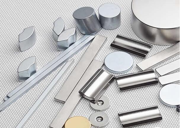 軟磁鐵和硬磁鐵的區別是什么？(硬磁和軟磁材料的區別)