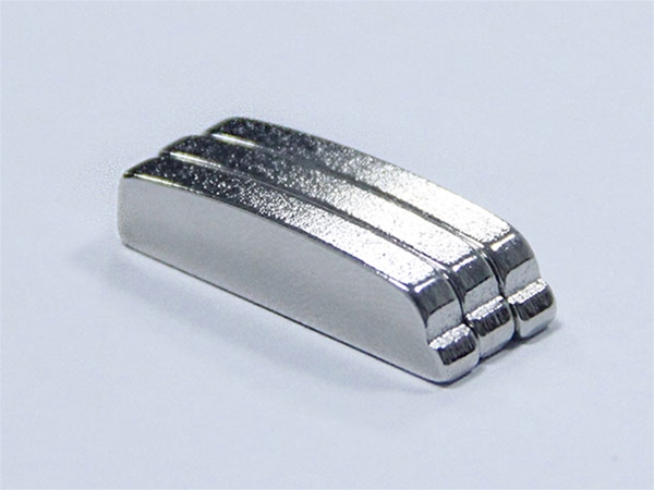 圓弧異形磁鐵廠(chǎng)家                                